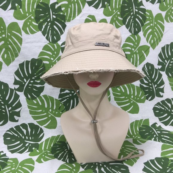 ??Jacquemus Bucket Hat Khaki main image 4